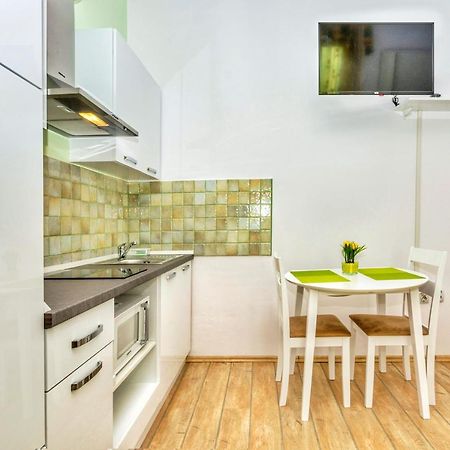 Studio Green Oasis L&D Pula Exterior foto