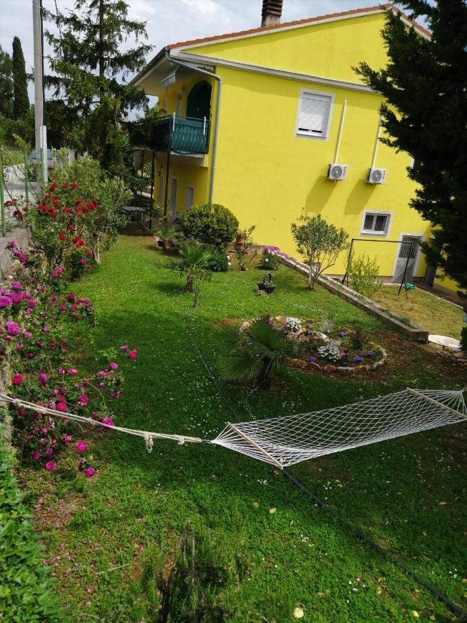 Studio Green Oasis L&D Pula Exterior foto