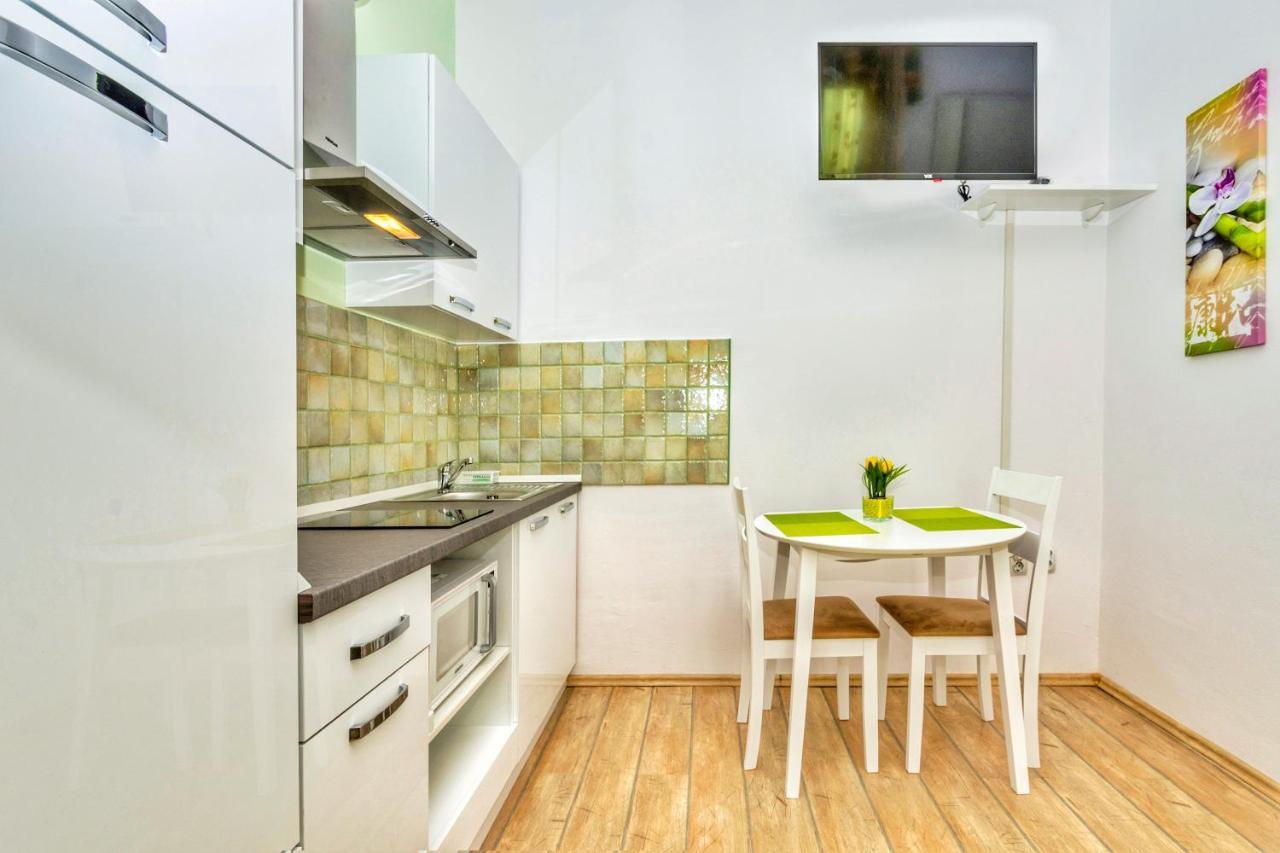 Studio Green Oasis L&D Pula Exterior foto