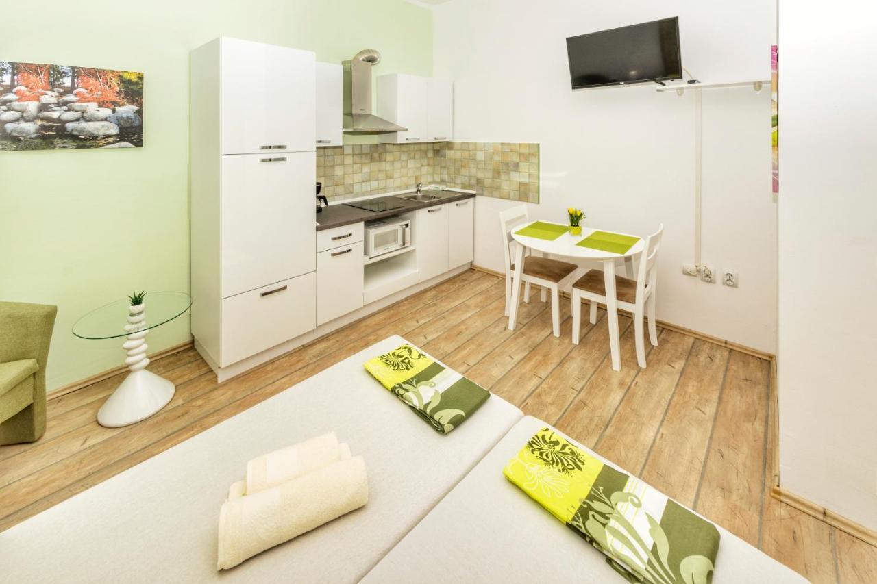 Studio Green Oasis L&D Pula Exterior foto